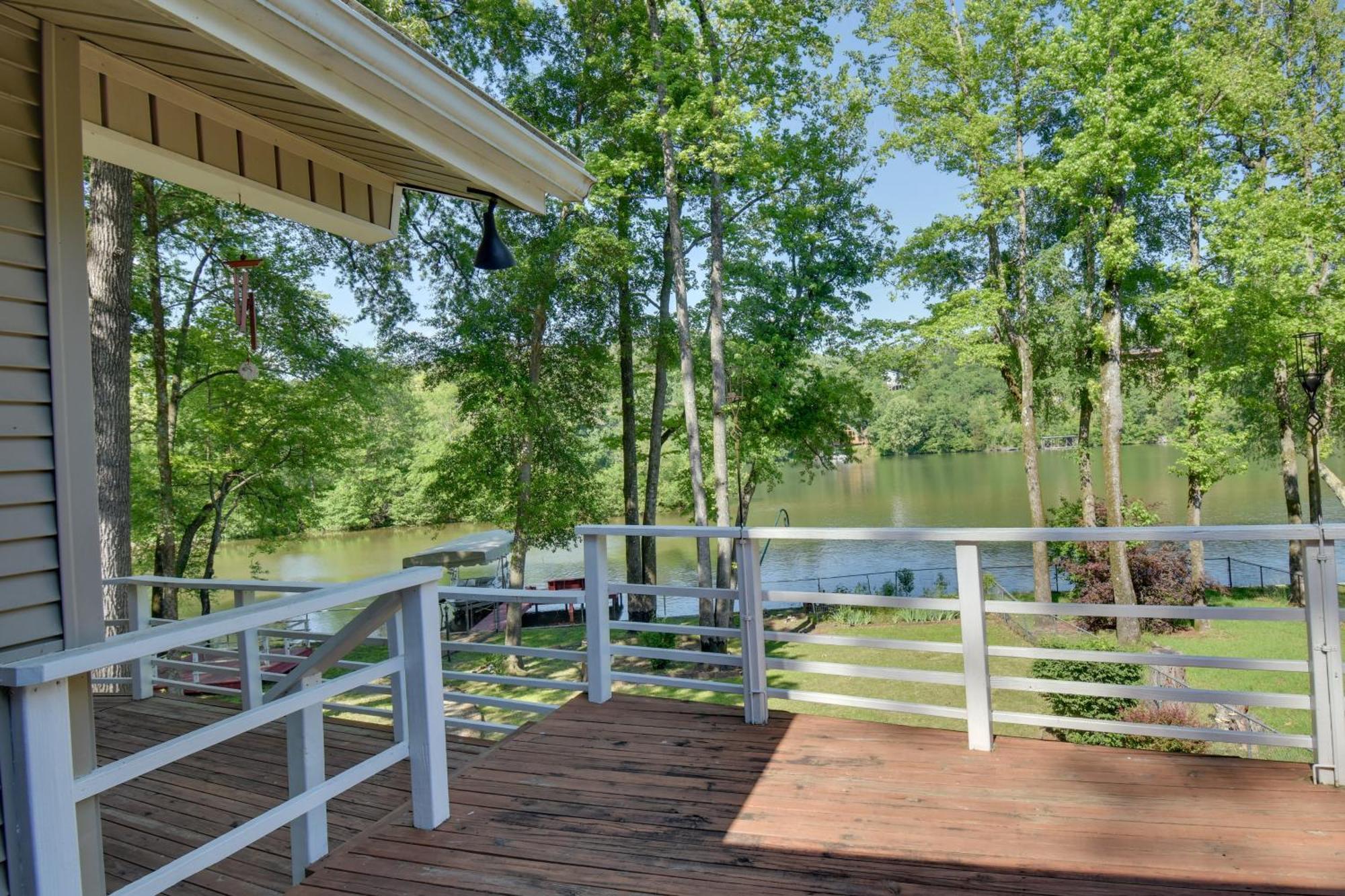Lakefront Retreat With Deck, Dock And Resort Amenities Hot Springs Dış mekan fotoğraf